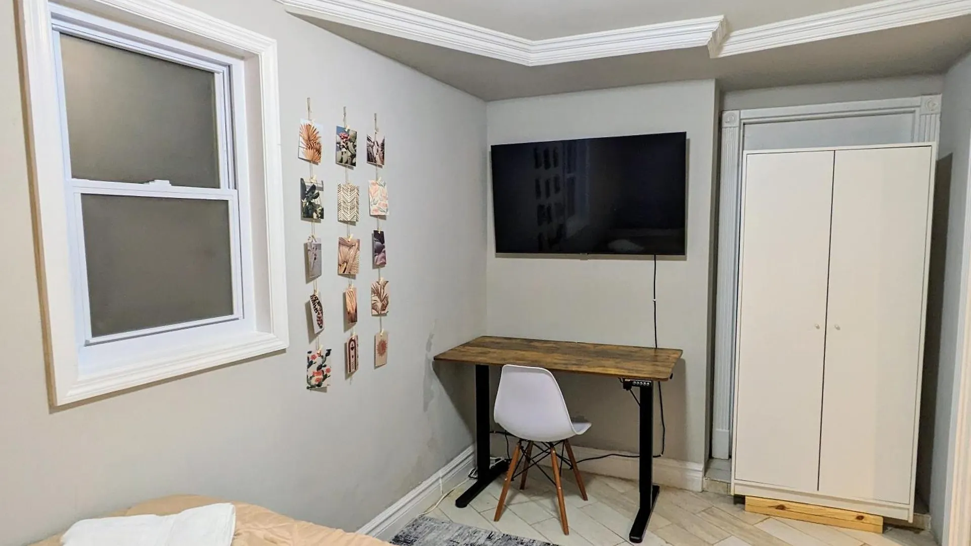 Lovely Room At 3 Bedroom Apt At The Heart Of East Village New York 0*,