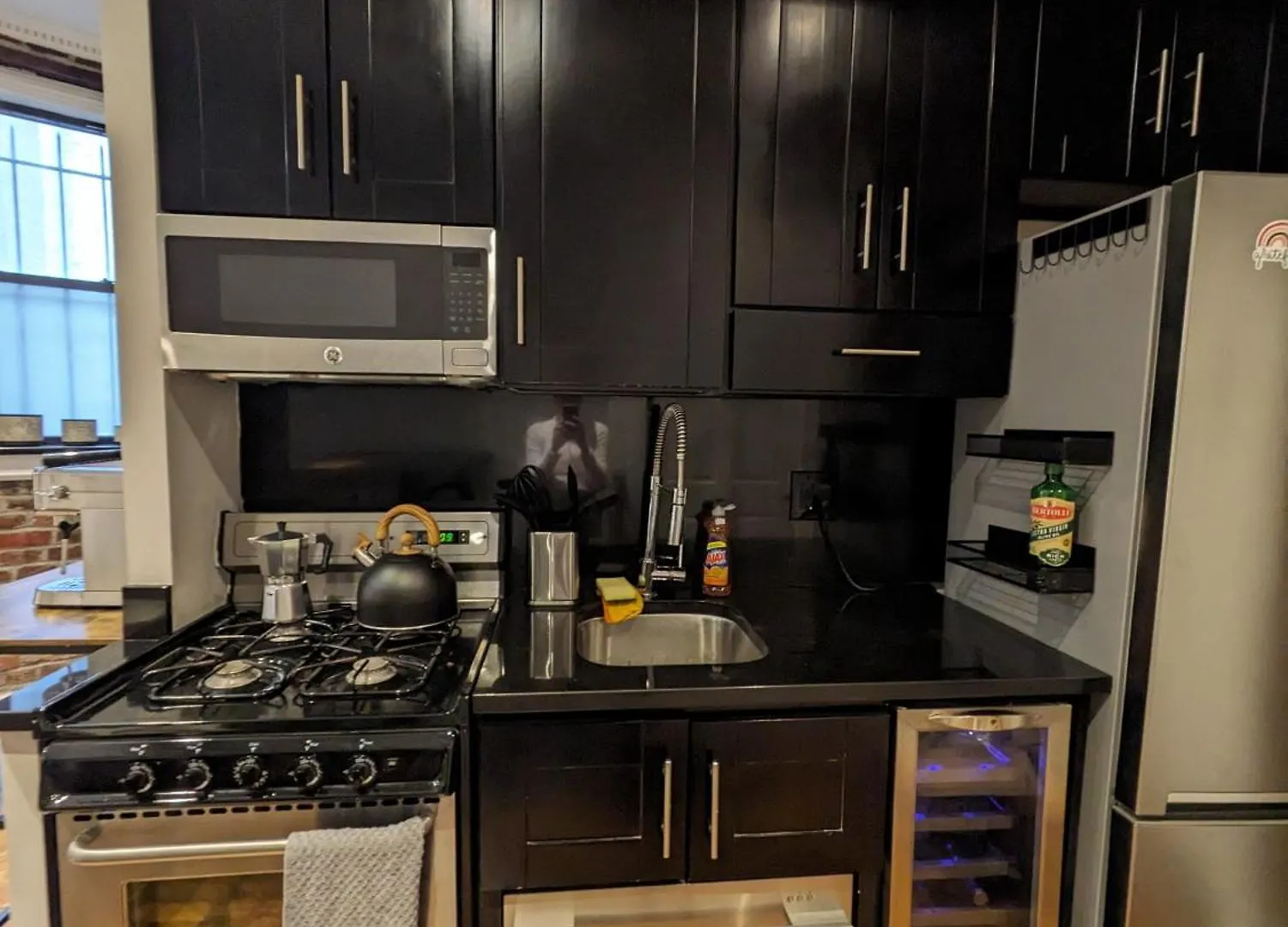 招待所 Lovely Room At 3 Bedroom Apt At The Heart Of East Village 纽约 美国